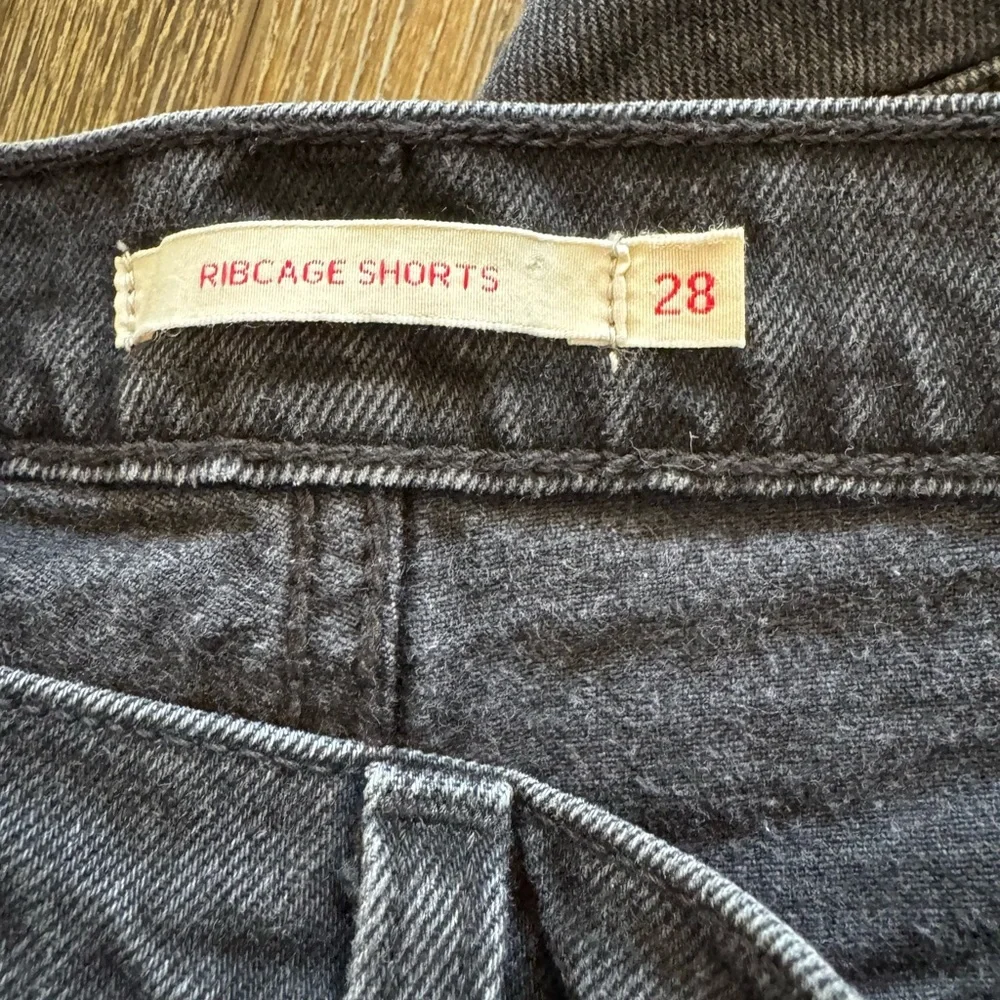 Levi’s premium Black and Light Blue Denim Shorts 3 pair - Picture 6 of 14